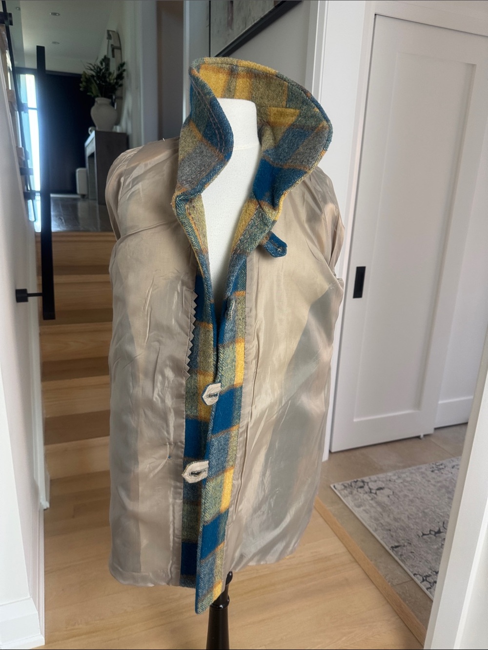 Vintage Wool Plaid Coat Oversized Blue Yellow Statement Jacket M - Picture 6 of 8